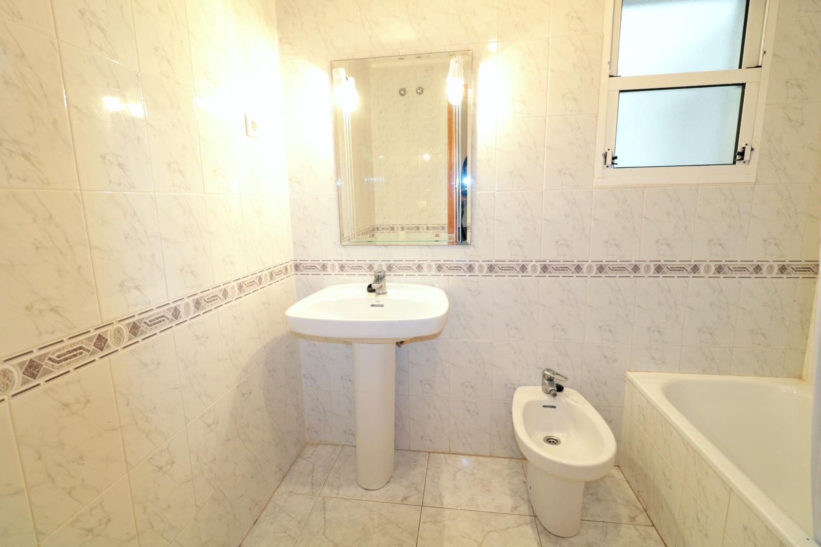 2 slaapkamer Appartement te koop in Torrevieja - € 154.500 (Ref: 10031748)