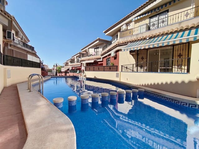 3 camera da letto Villetta a Schiera in vendita in Aguas Nuevas, Torrevieja con piscina - 189.000 € (Rif: 10078257)