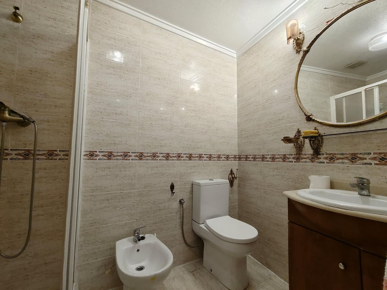 3 makuuhuone Huoneisto myytävänä paikassa Torrevieja mukana 
autotalli - 189 000 € (Ref: 10098331)