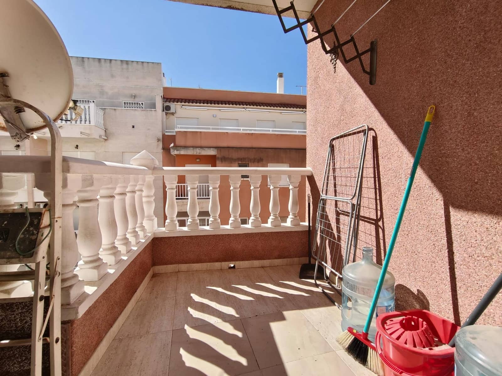 3 makuuhuone Huoneisto myytävänä paikassa Torrevieja mukana 
autotalli - 189 000 € (Ref: 10098331)