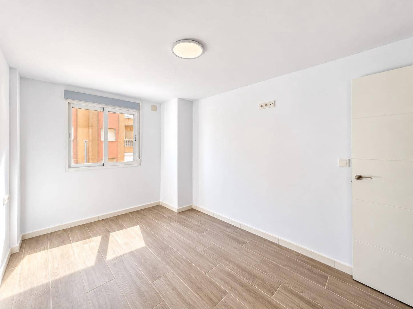 2 makuuhuone Huoneisto myytävänä paikassa Torrevieja - 150 000 € (Ref: 10109867)