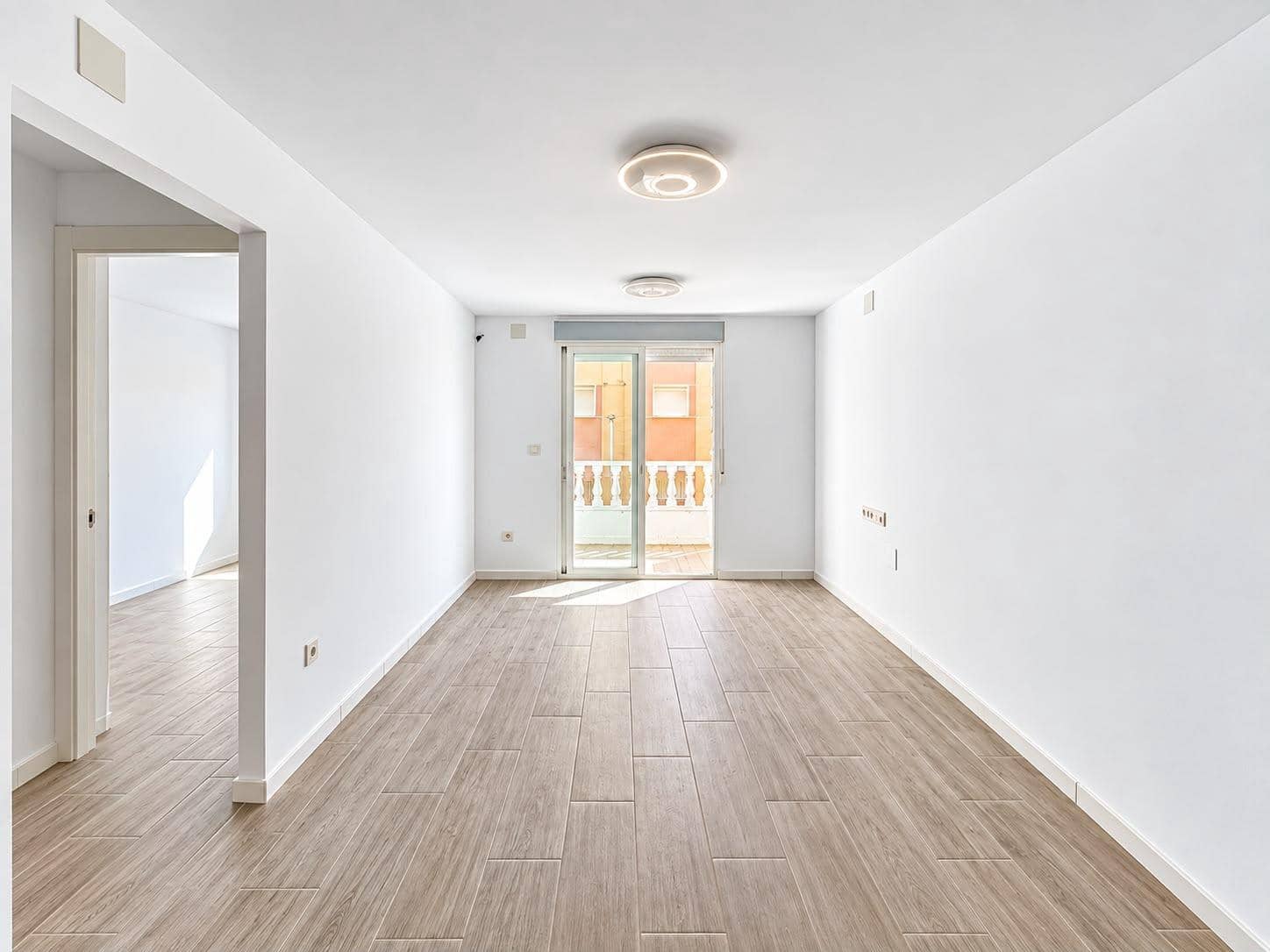 2 makuuhuone Huoneisto myytävänä paikassa Torrevieja - 150 000 € (Ref: 10109867)