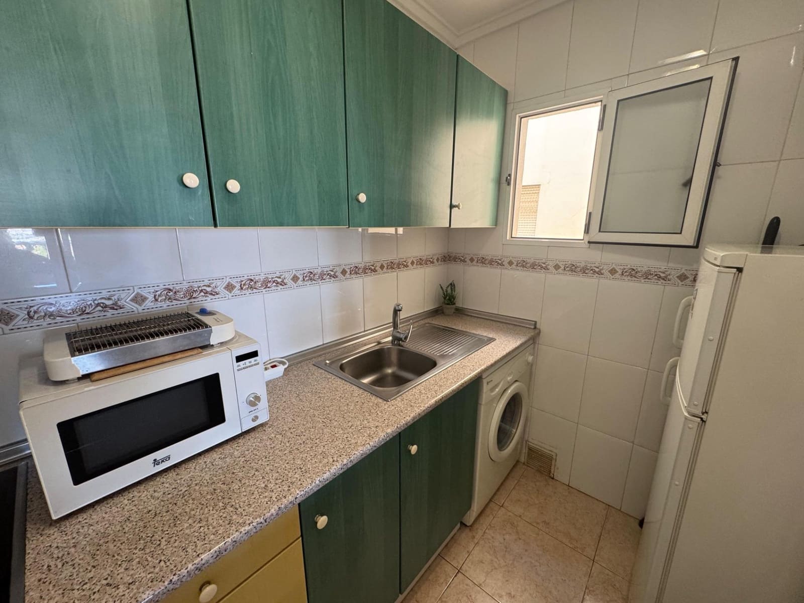2 quarto Apartamento para venda em Torrevieja com piscina - 132 000 € (Ref: 10131799)
