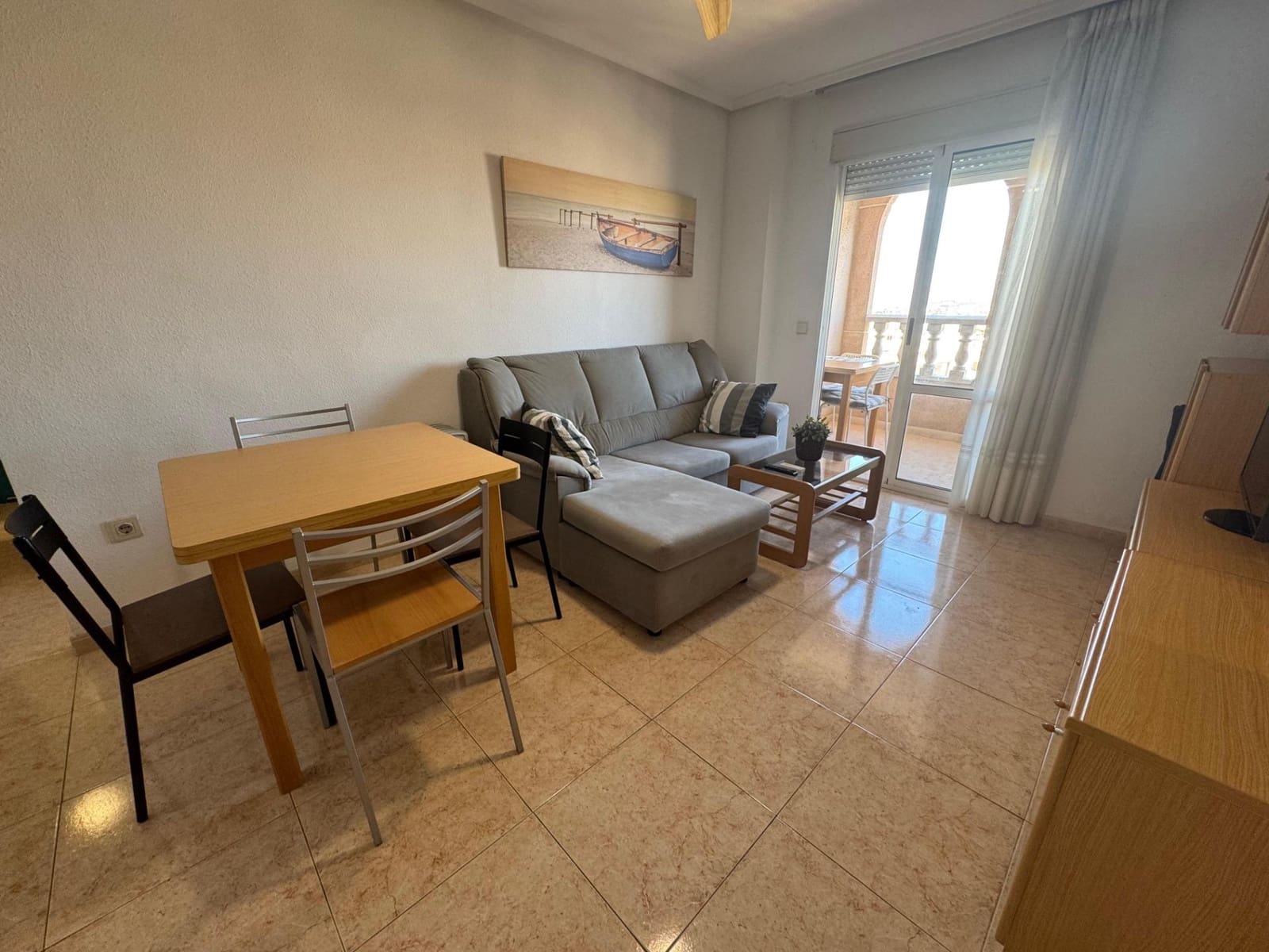 2 quarto Apartamento para venda em Torrevieja com piscina - 132 000 € (Ref: 10131799)
