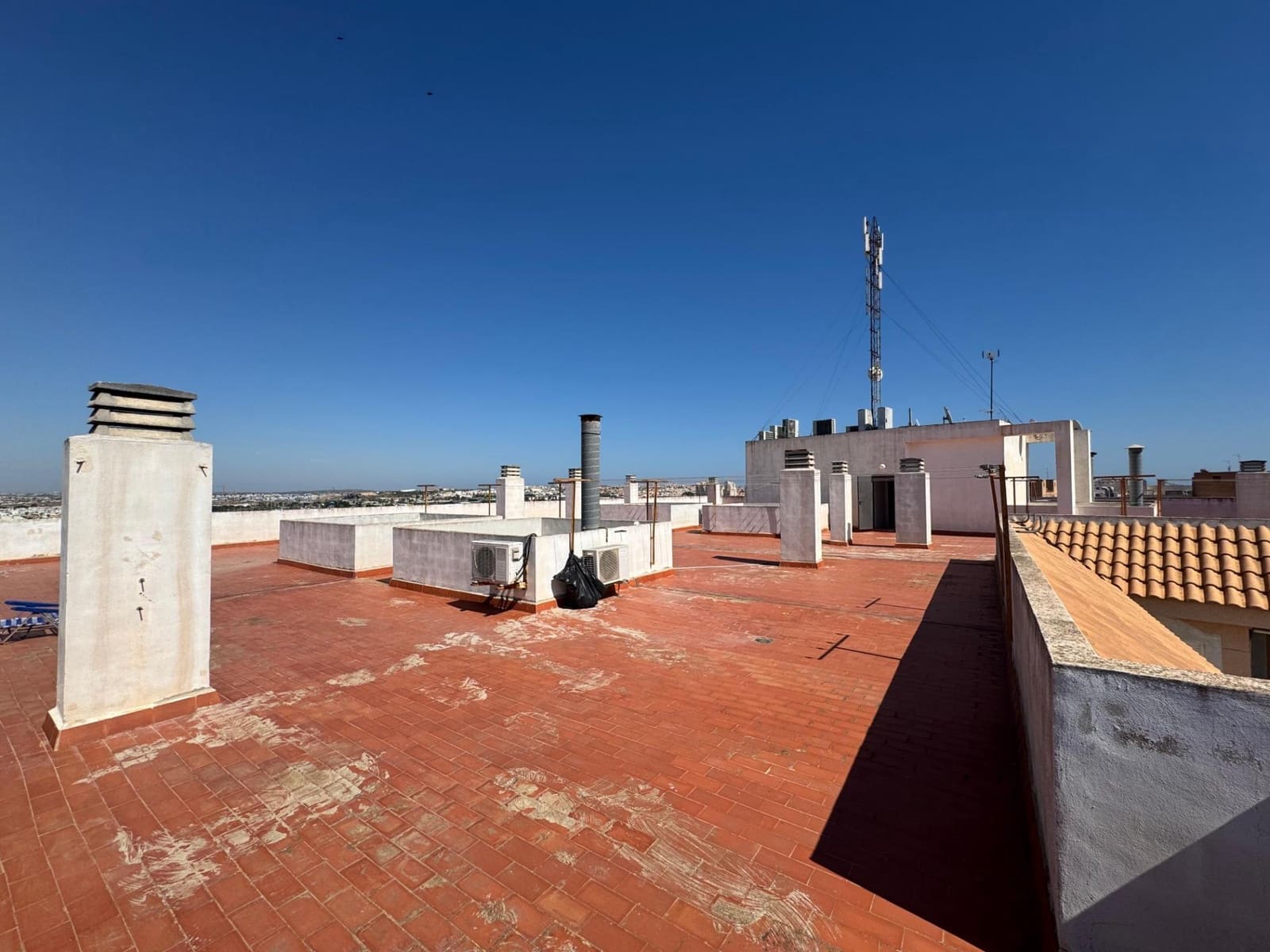 2 quarto Apartamento para venda em Torrevieja com piscina - 132 000 € (Ref: 10131799)