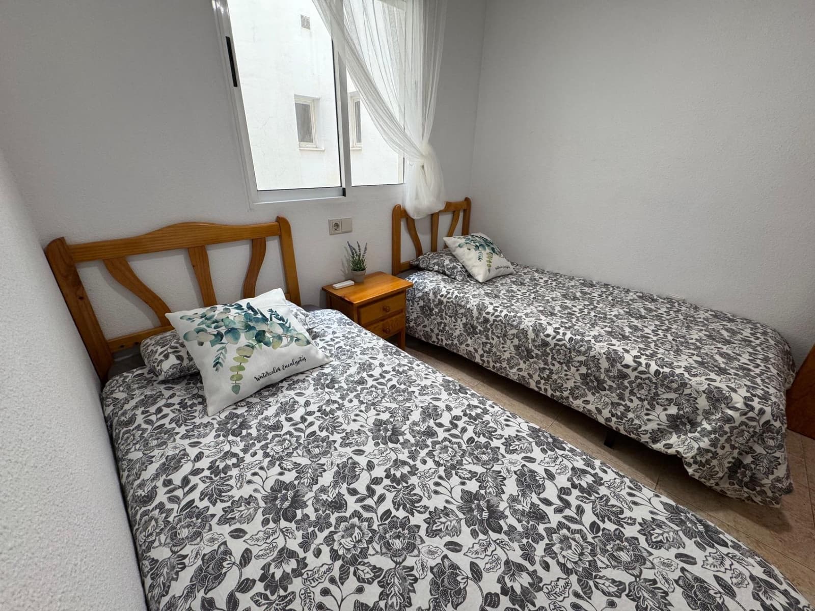 2 quarto Apartamento para venda em Torrevieja com piscina - 132 000 € (Ref: 10131799)