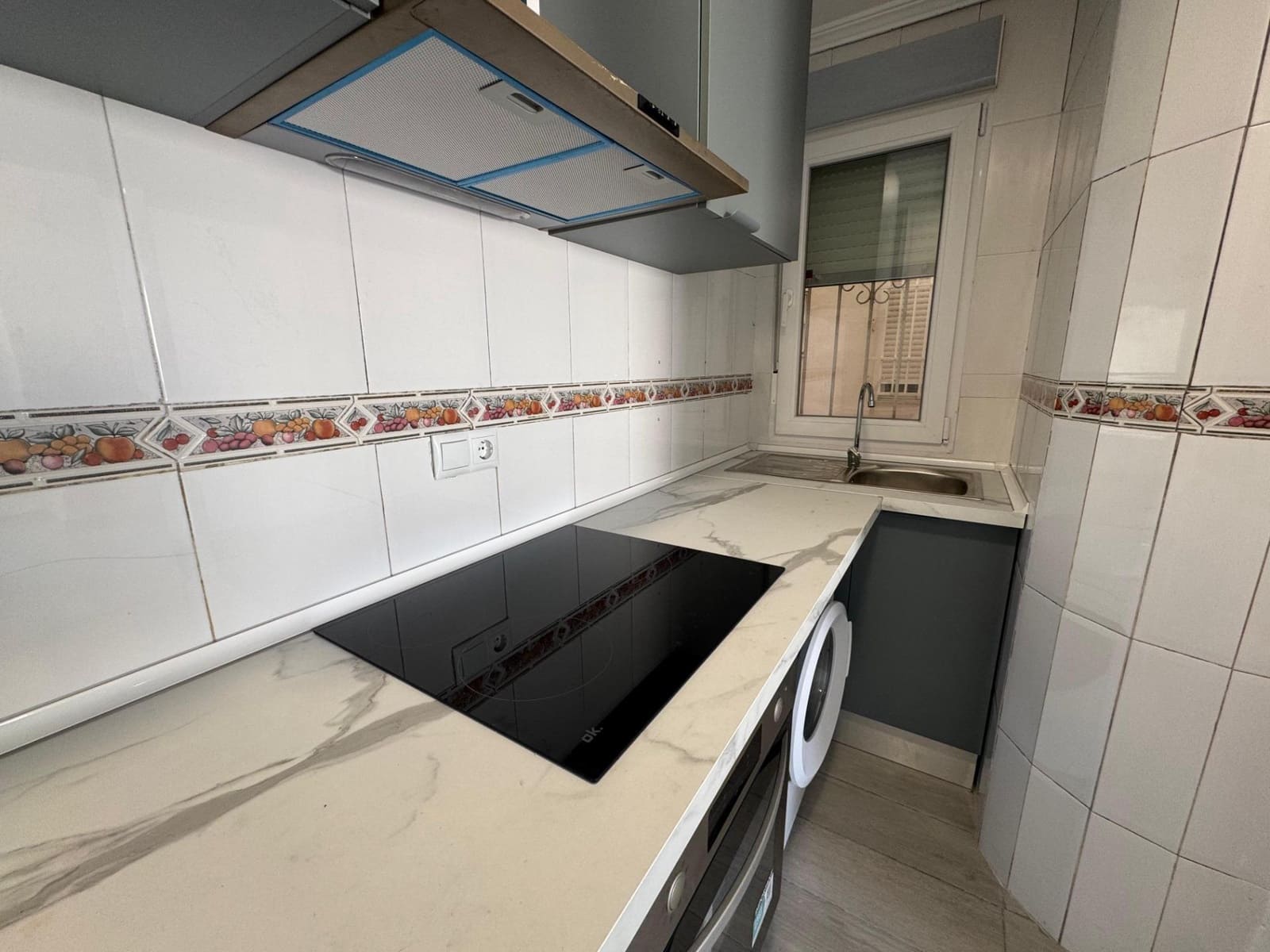 2 soverom Leilighet til salgs i Torrevieja - € 139 900 (Ref: 10147293)