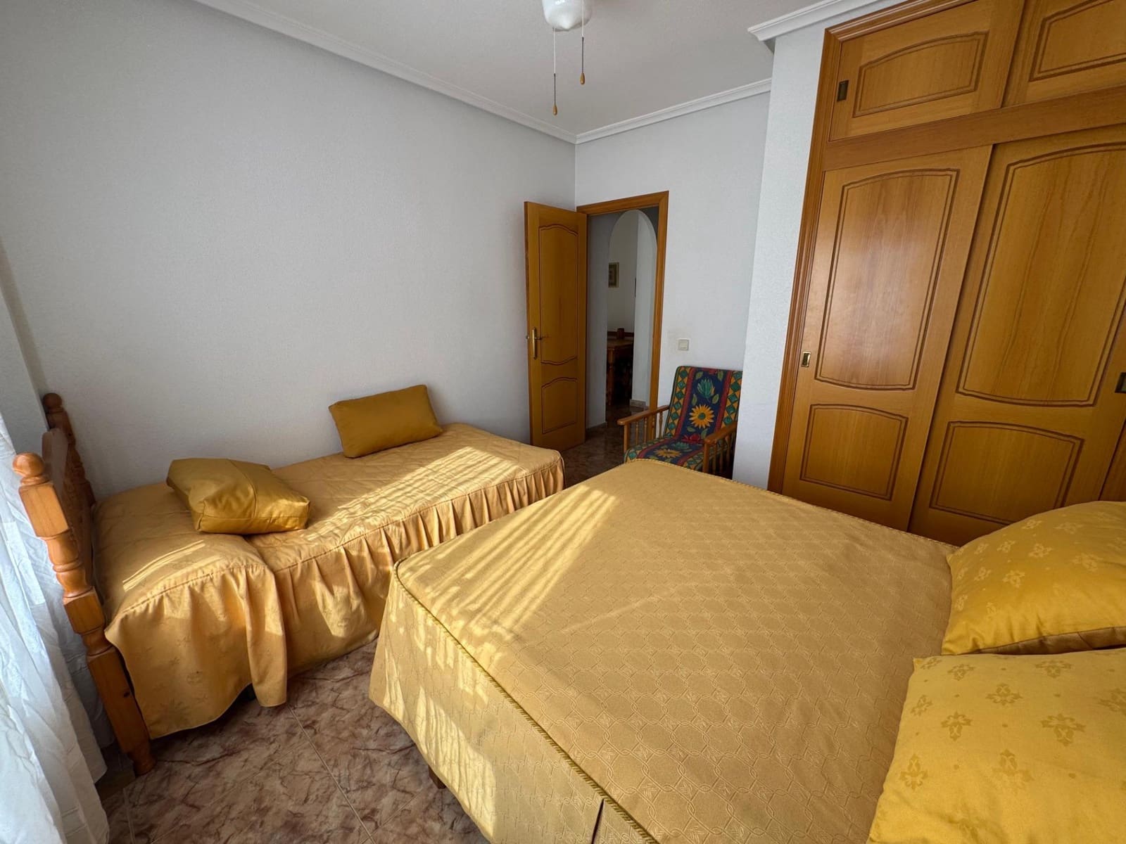 Apartamento de 2 habitaciones en Torrevieja en venta - 139.900 € (Ref: 10168644)