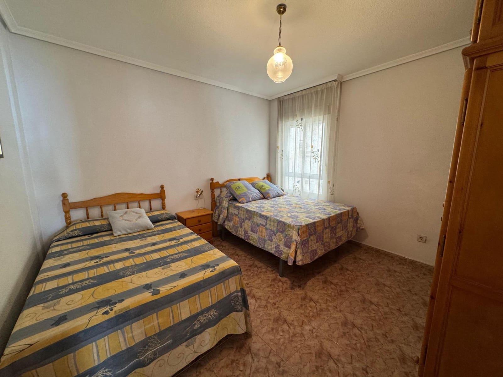 Apartamento de 2 habitaciones en Torrevieja en venta - 139.900 € (Ref: 10168644)