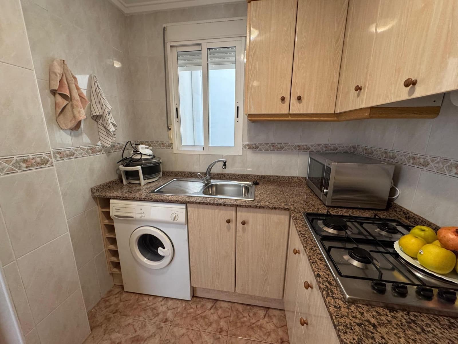 Apartamento de 2 habitaciones en Torrevieja en venta - 139.900 € (Ref: 10168644)
