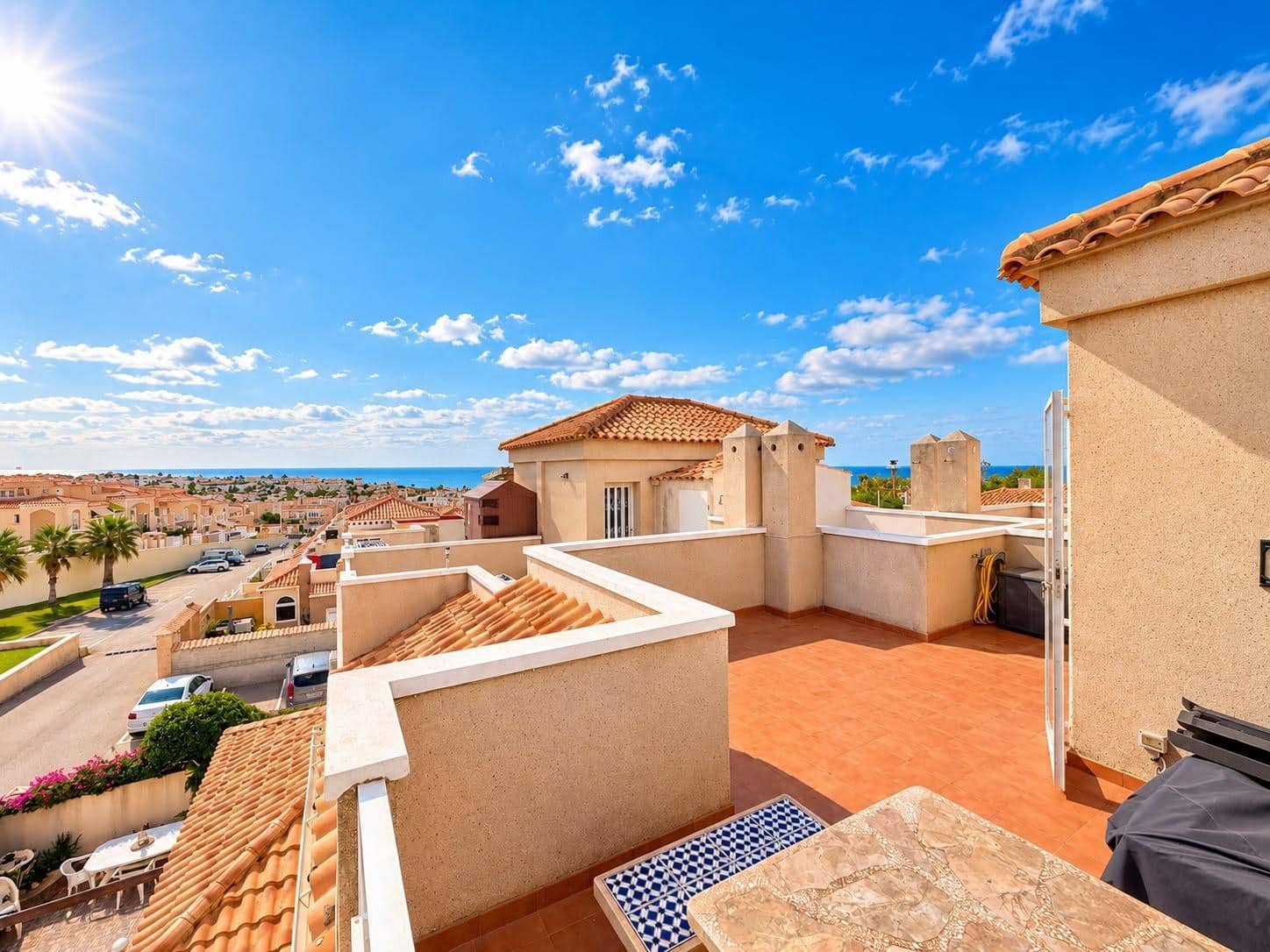 2 soverom Rekkehus til salgs i Torrevieja med svømmebasseng - € 210 000 (Ref: 10184849)
