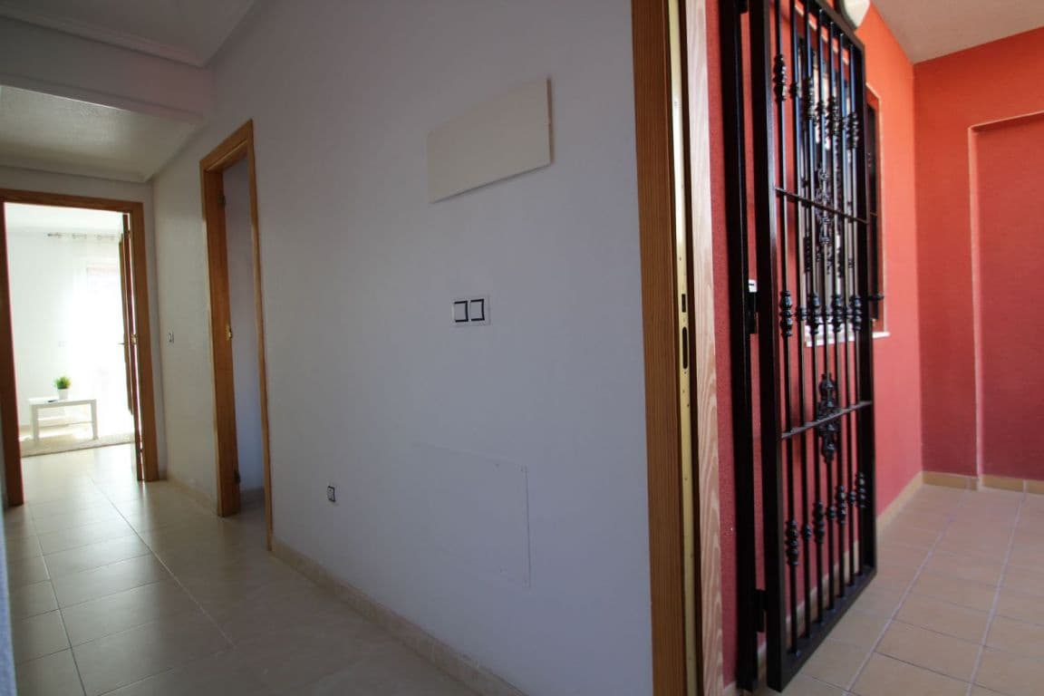 3 slaapkamer Rijtjeshuis te koop in Aguas Nuevas met zwembad - € 189.000 (Ref: 3381007)