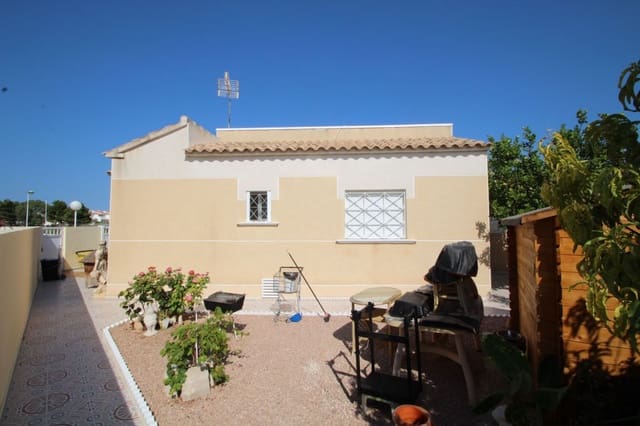 2 soverom Villa til salgs i El Chaparral - La Siesta - La Torreta, Torrevieja med svømmebasseng - € 228 000 (Ref: 3519652)