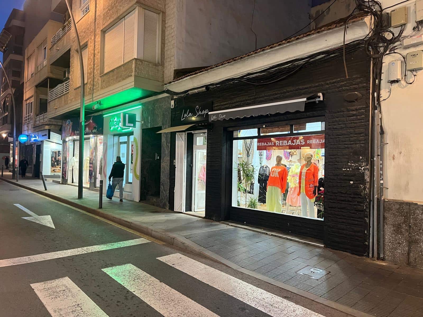 1 bedroom Commercial for sale in Torrevieja - € 219,000 (Ref: 6329659)