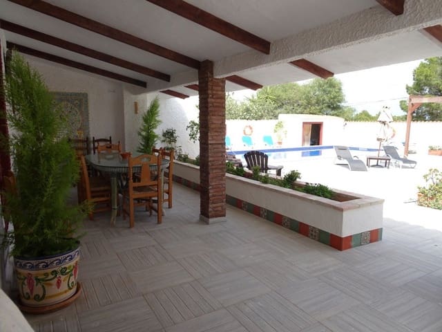 9 Zimmer Villa zu verkaufen in Lomas de Cabo Roig - Los Dolses, Orihuela mit Pool - 690.000 € (Ref: 6602028)