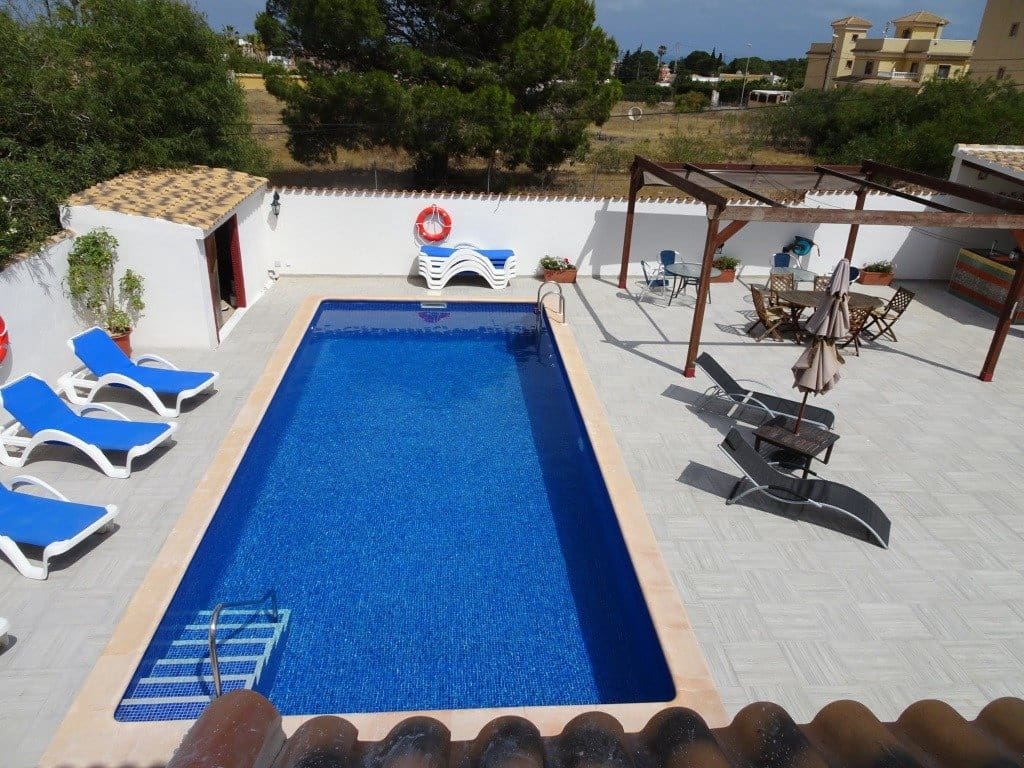 9 soveværelse Villa til salg i Orihuela Costa med swimmingpool - € 690.000 (Ref: 6602028)