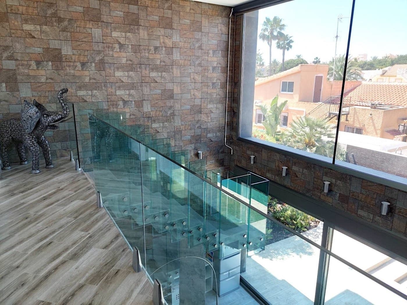 3 soveværelse Villa til salg i Torrevieja med swimmingpool garage - € 679.000 (Ref: 6892810)