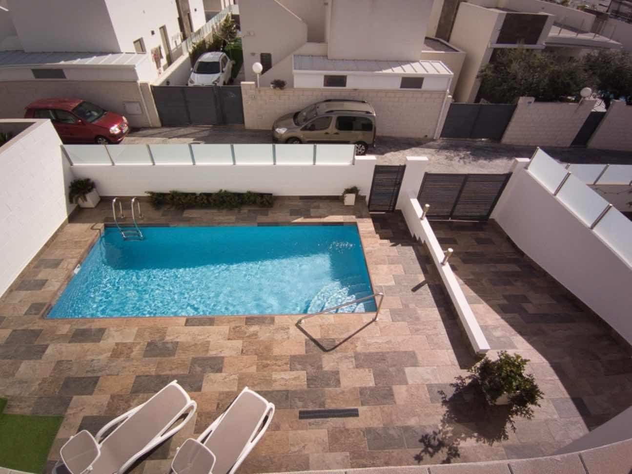 3 Zimmer Villa zu verkaufen in Orihuela Costa mit Pool - 399.950 € (Ref: 7455386)