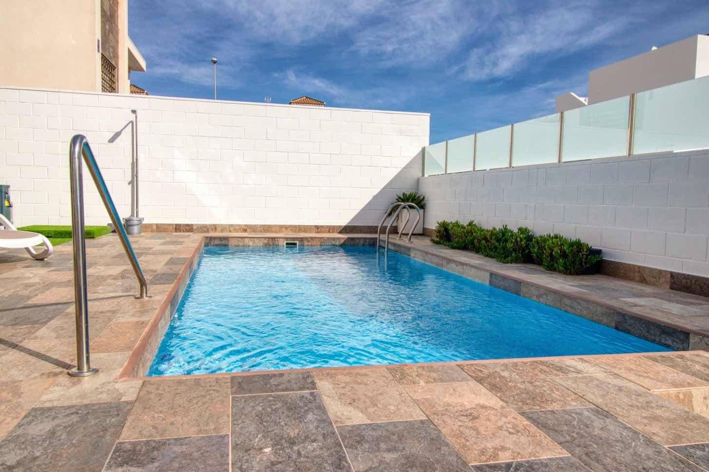 3 Zimmer Villa zu verkaufen in Orihuela Costa mit Pool - 399.950 € (Ref: 7455386)