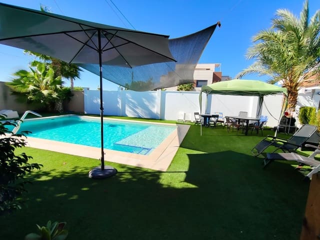 3 Zimmer Villa zu verkaufen in El Chaparral - La Siesta - La Torreta, Torrevieja mit Pool - 410.000 € (Ref: 7560397)