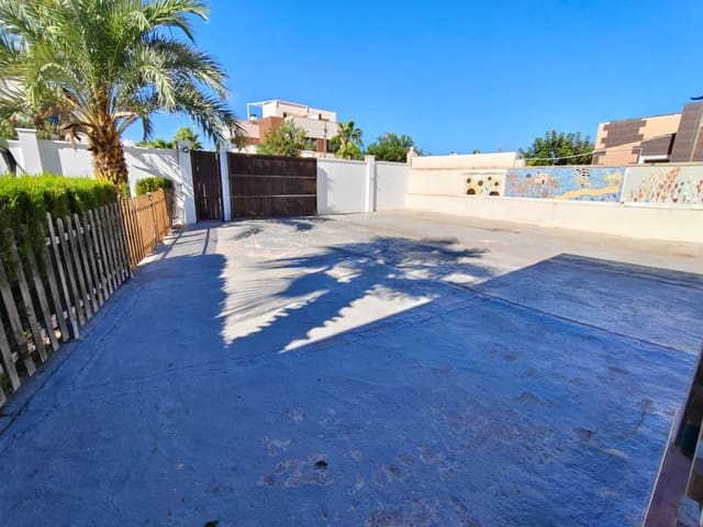 3 Zimmer Villa zu verkaufen in El Chaparral - La Siesta - La Torreta, Torrevieja mit Pool - 410.000 € (Ref: 7560397)
