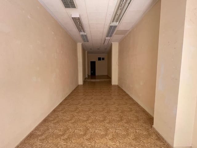 Local Comercial de 2 habitaciones en Torrevieja en venta - 105.000 € (Ref: 8481991)