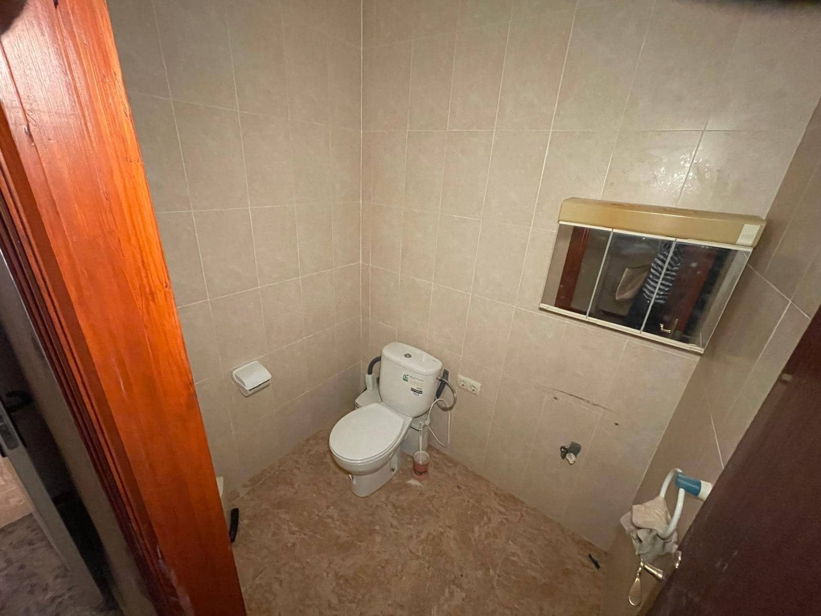 Local Comercial de 2 habitaciones en Torrevieja en venta - 105.000 € (Ref: 8481991)