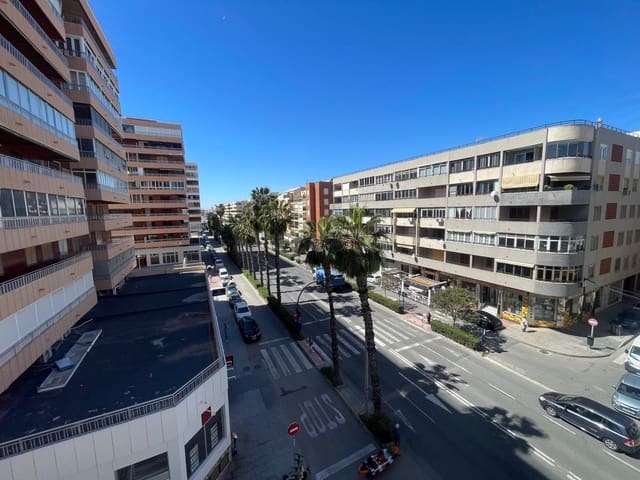 3 quarto Apartamento para venda em Playa del Acequión, Torrevieja - 180 000 € (Ref: 8911379)