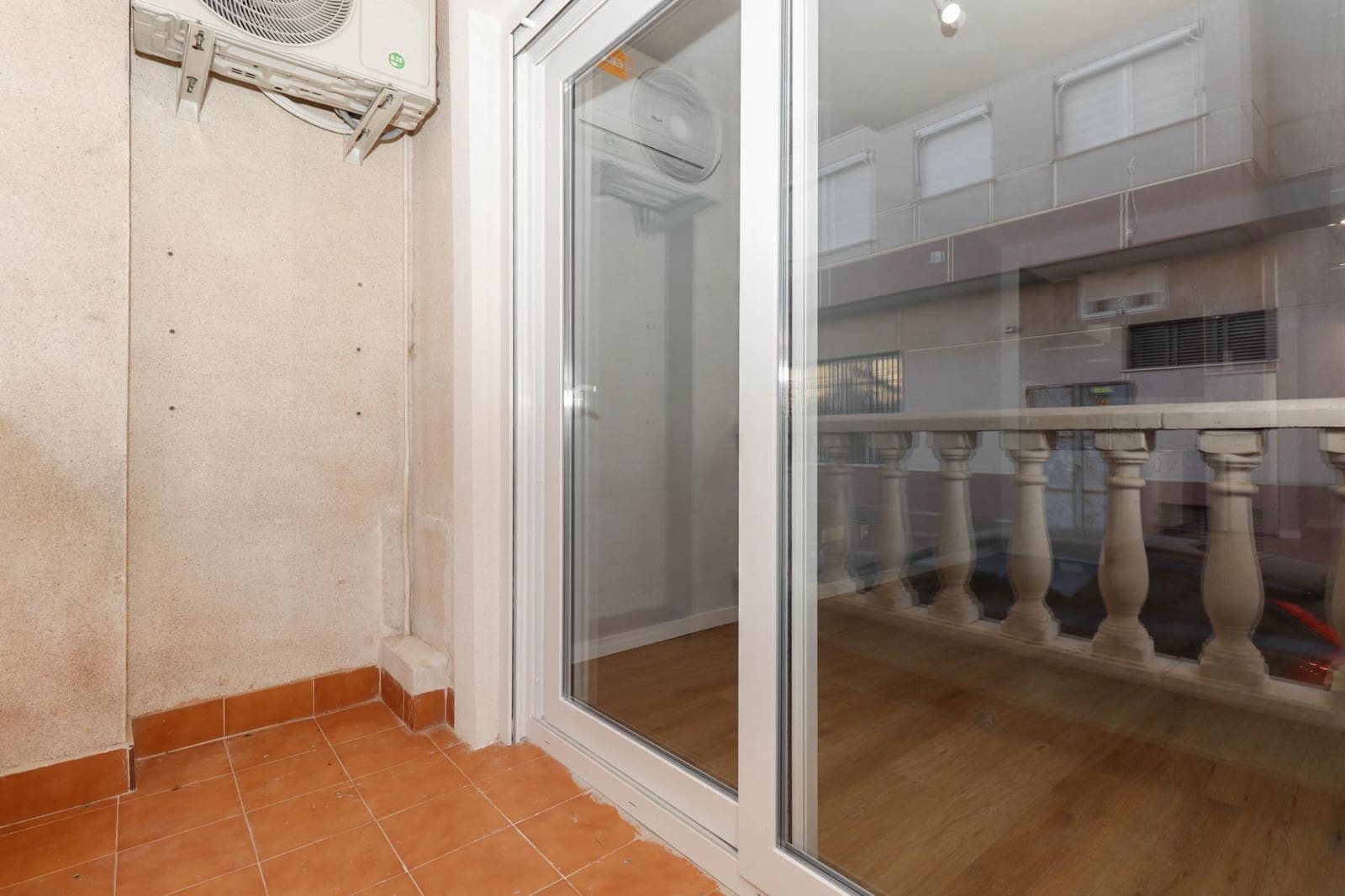 2 sovrum Lägenhet till salu i Torrevieja - 159 000 € (Ref: 9003302)