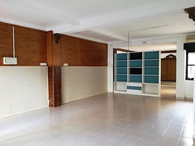 3 soverom Kommersiell til salgs i Torrevieja - € 110 000 (Ref: 9007306)