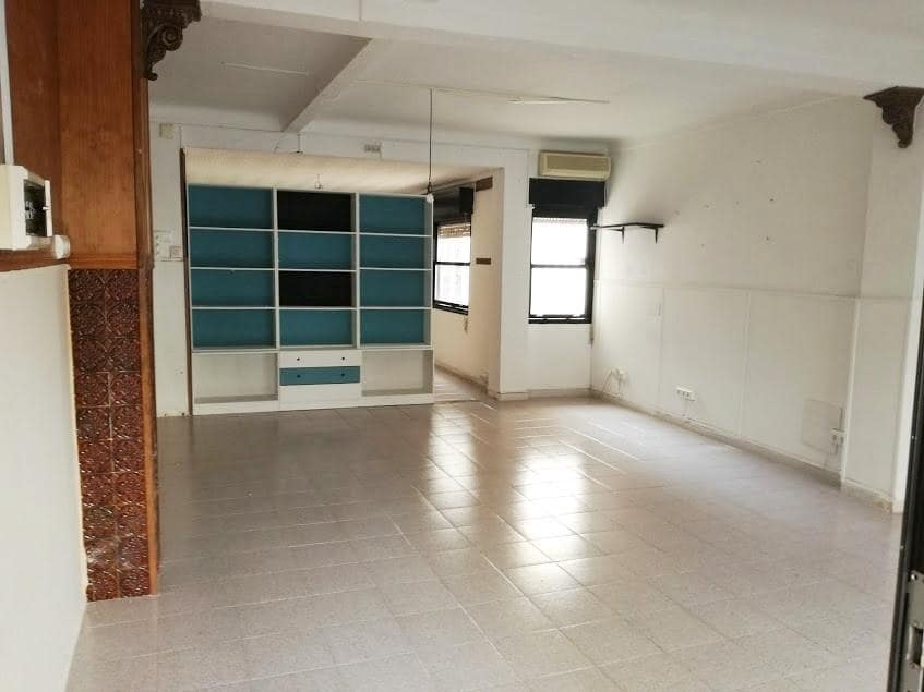 3 soverom Kommersiell til salgs i Torrevieja - € 110 000 (Ref: 9007306)