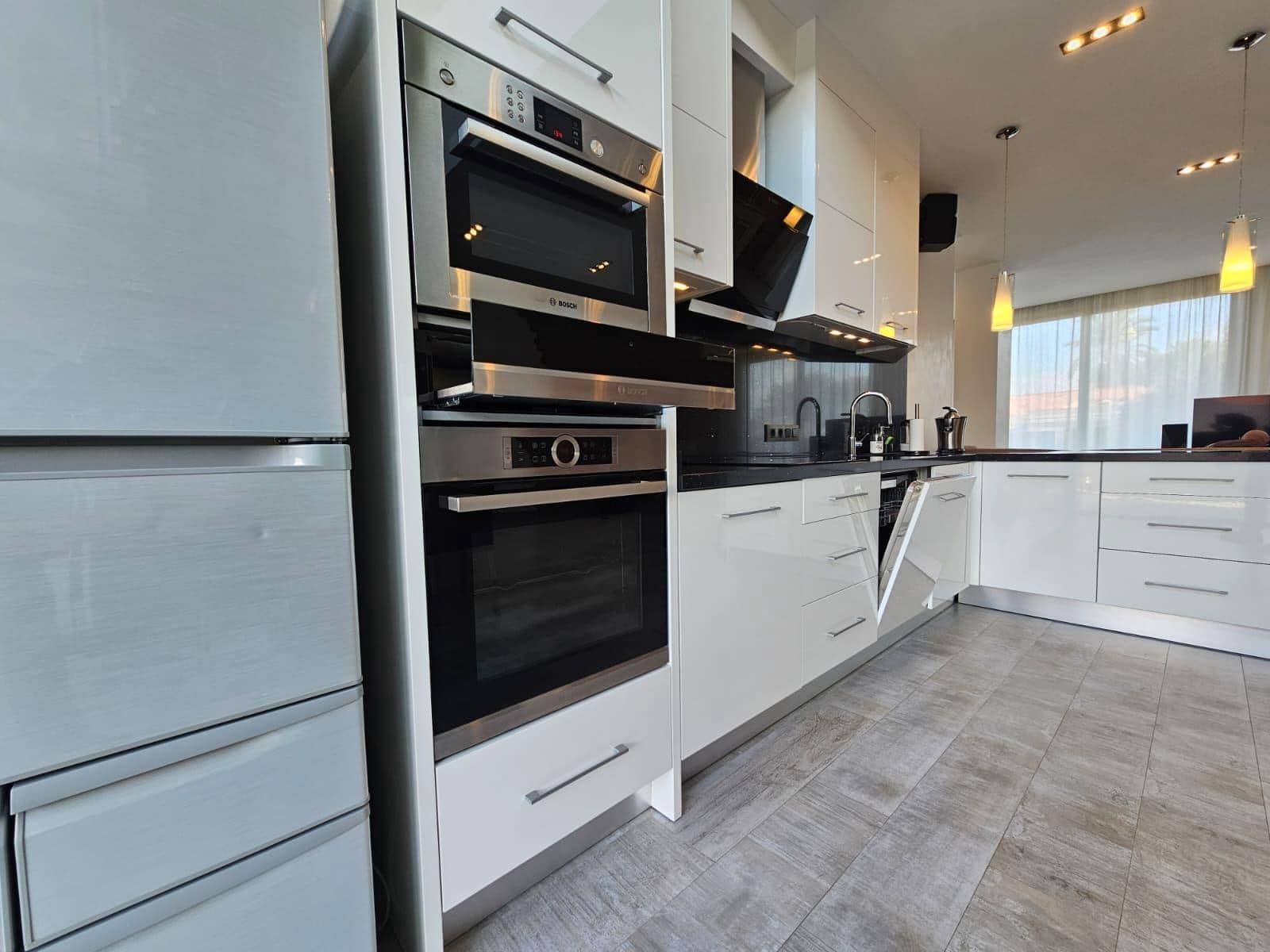 3 slaapkamer Villa te koop in Torrevieja met zwembad garage - € 690.000 (Ref: 9017213)