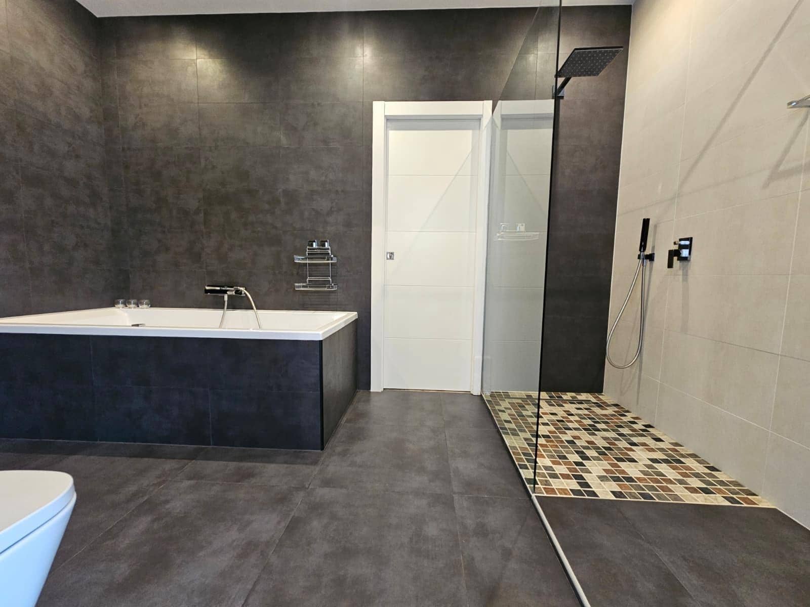 3 slaapkamer Villa te koop in Torrevieja met zwembad garage - € 690.000 (Ref: 9017213)