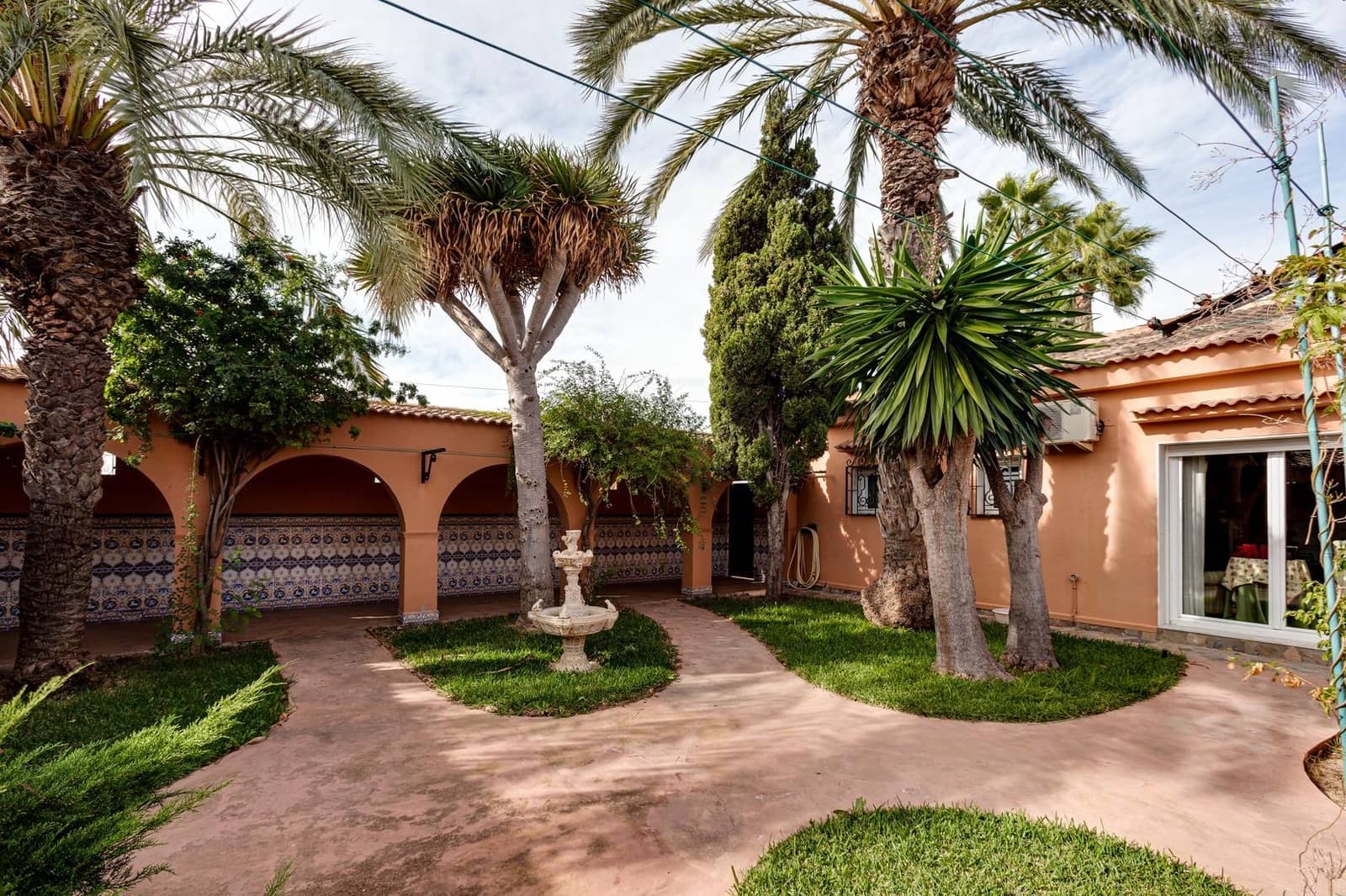 4 soverom Villa til salgs i San Luis med svømmebasseng - € 850 000 (Ref: 9171634)