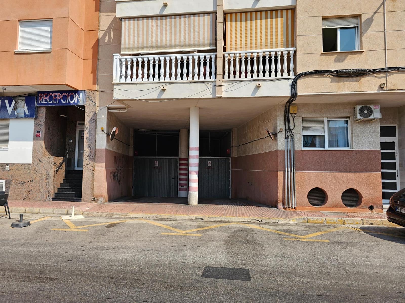 Garage til salg i Torrevieja - € 28.000 (Ref: 9191262)