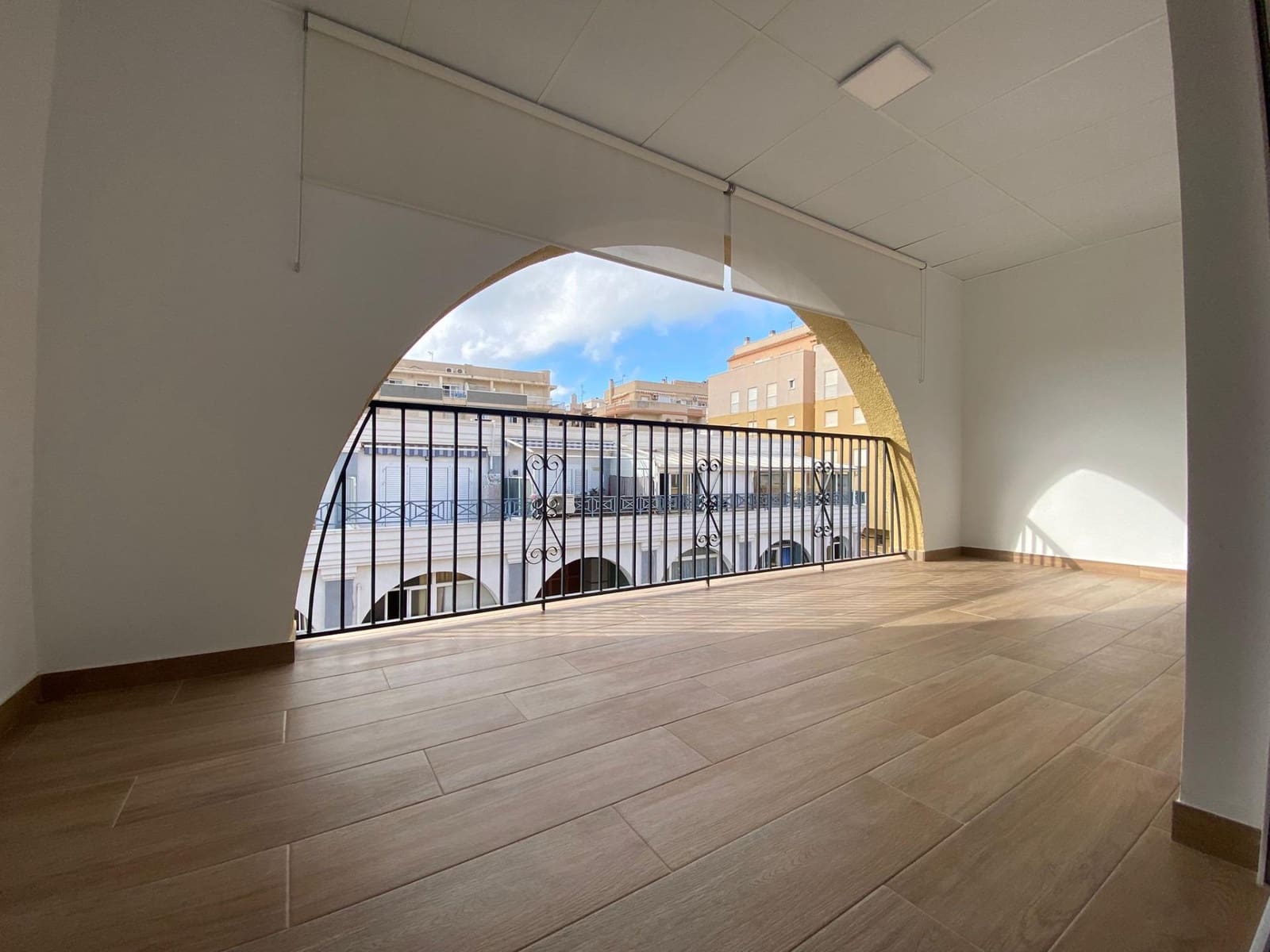 2 soveværelse Penthouse til salg i Torrevieja - € 165.000 (Ref: 9236677)