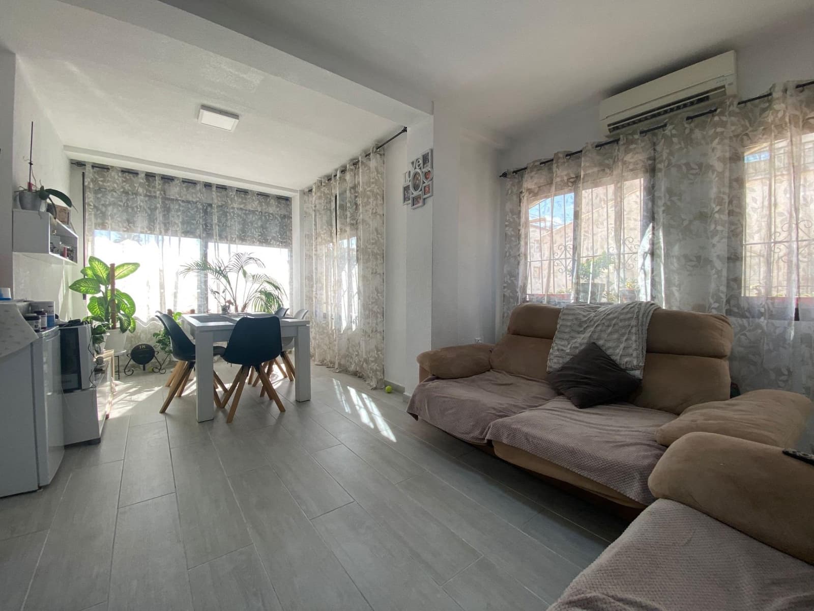 3 soveværelse Lejlighed til salg i Torrevieja - € 189.900 (Ref: 9243203)