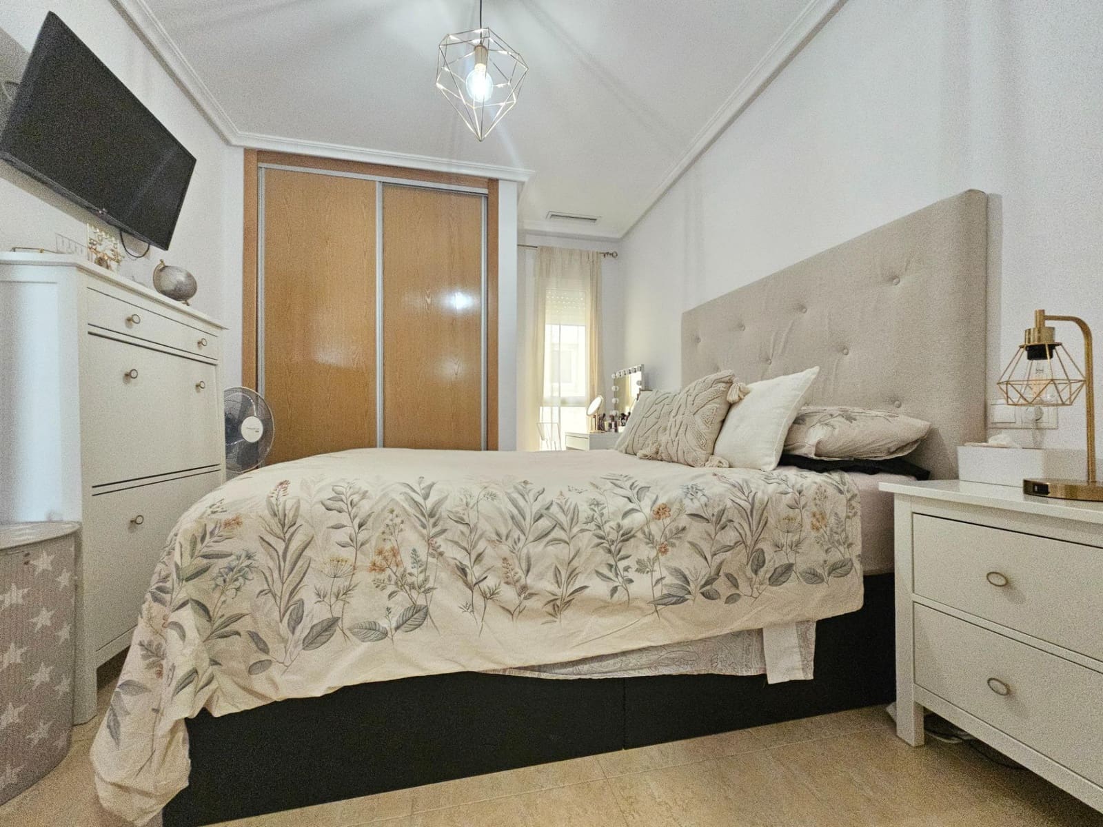 3 bedroom Apartment for sale in Torrevieja with garage - € 196,000 (Ref: 9262782)