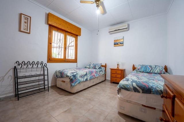 3 soverom Villa til salgs i El Chaparral - La Siesta - La Torreta, Torrevieja med garasje - € 399 000 (Ref: 9311054)