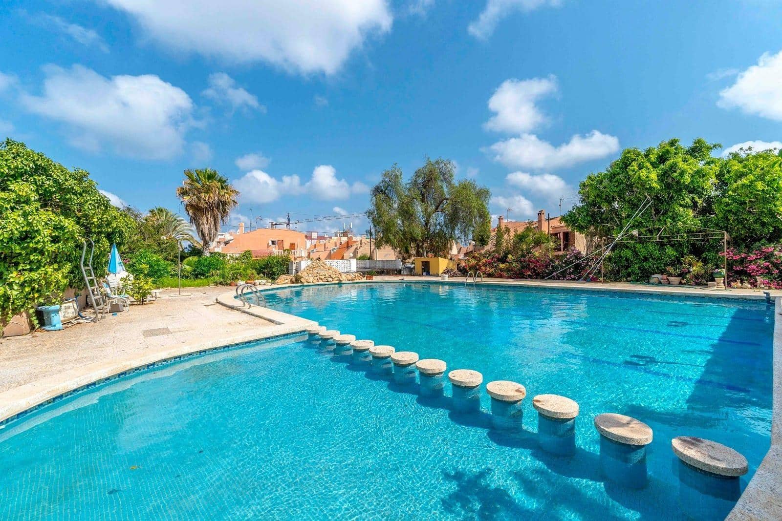 Bedrift til salgs i Torrevieja - € 835 000 (Ref: 9317988)