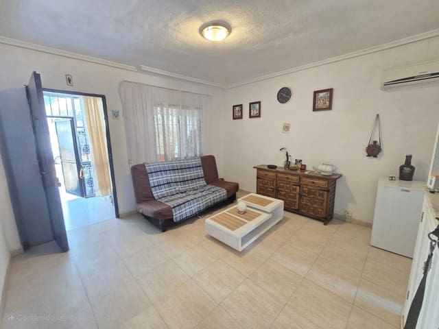 Bungalow de 2 habitaciones en Aguas Nuevas, Torrevieja en venta - 159.000 € (Ref: 9322605)