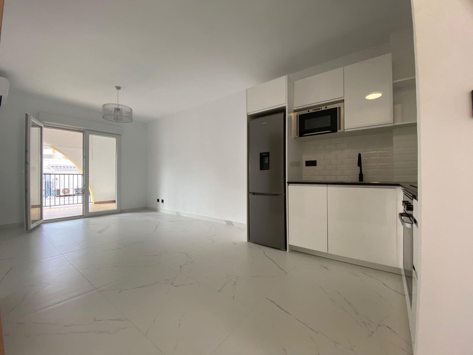 2 sovrum Takvåning till salu i Torrevieja - 165 000 € (Ref: 9326622)