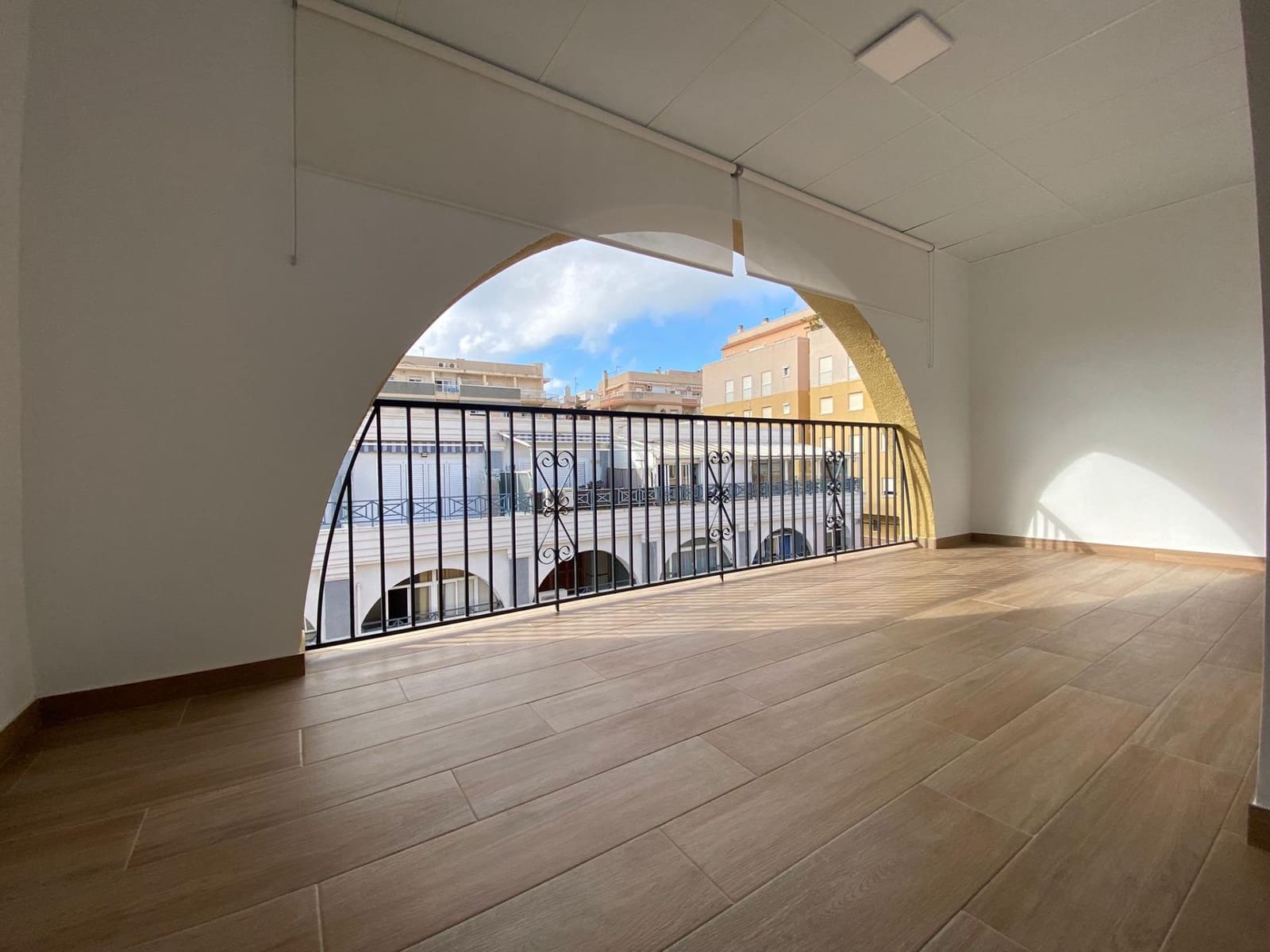 2 sovrum Takvåning till salu i Torrevieja - 165 000 € (Ref: 9326622)