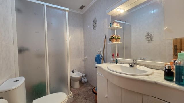 2 bedroom Apartment for sale in Torrevieja - € 126,000 (Ref: 9349394)