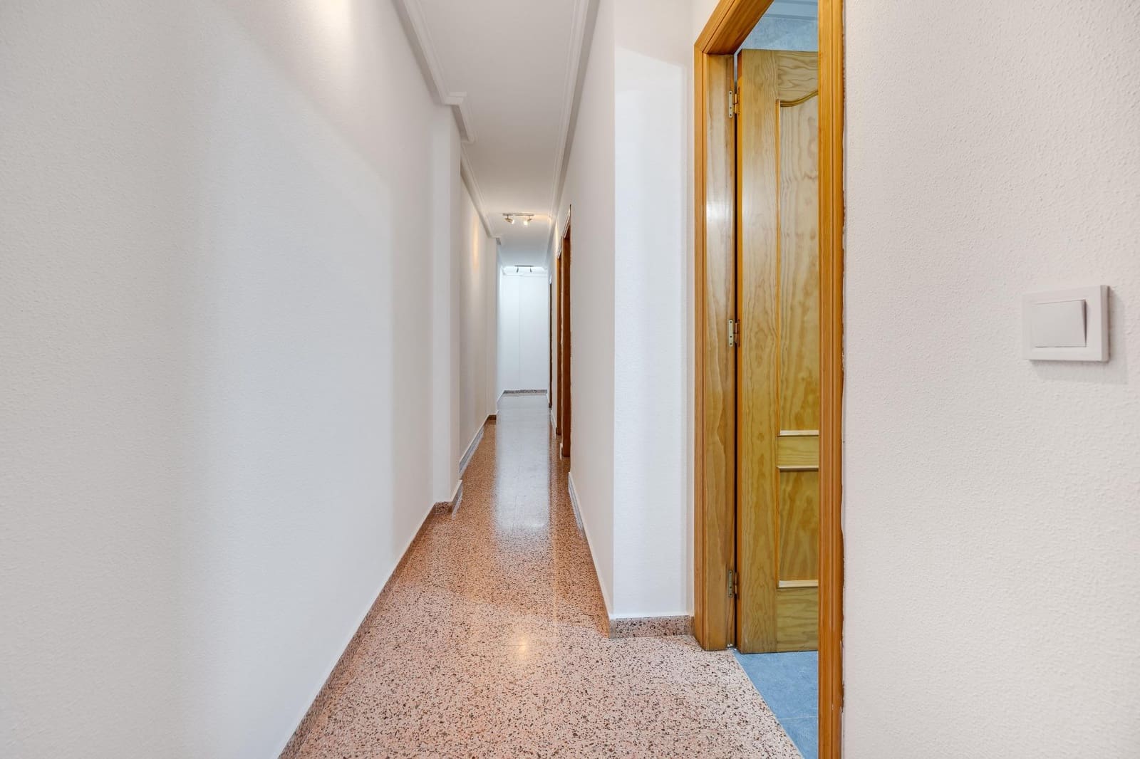 4 soveværelse Lejlighed til salg i Torrevieja med garage - € 194.500 (Ref: 9406609)