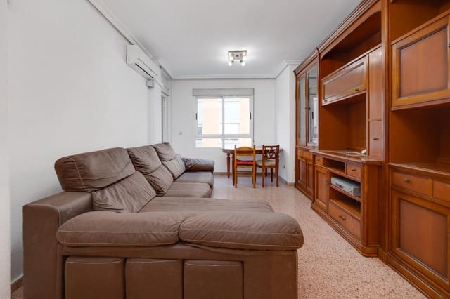 4 quarto Apartamento para venda em Antonio Machado, Torrevieja com garagem - 194 500 € (Ref: 9406609)