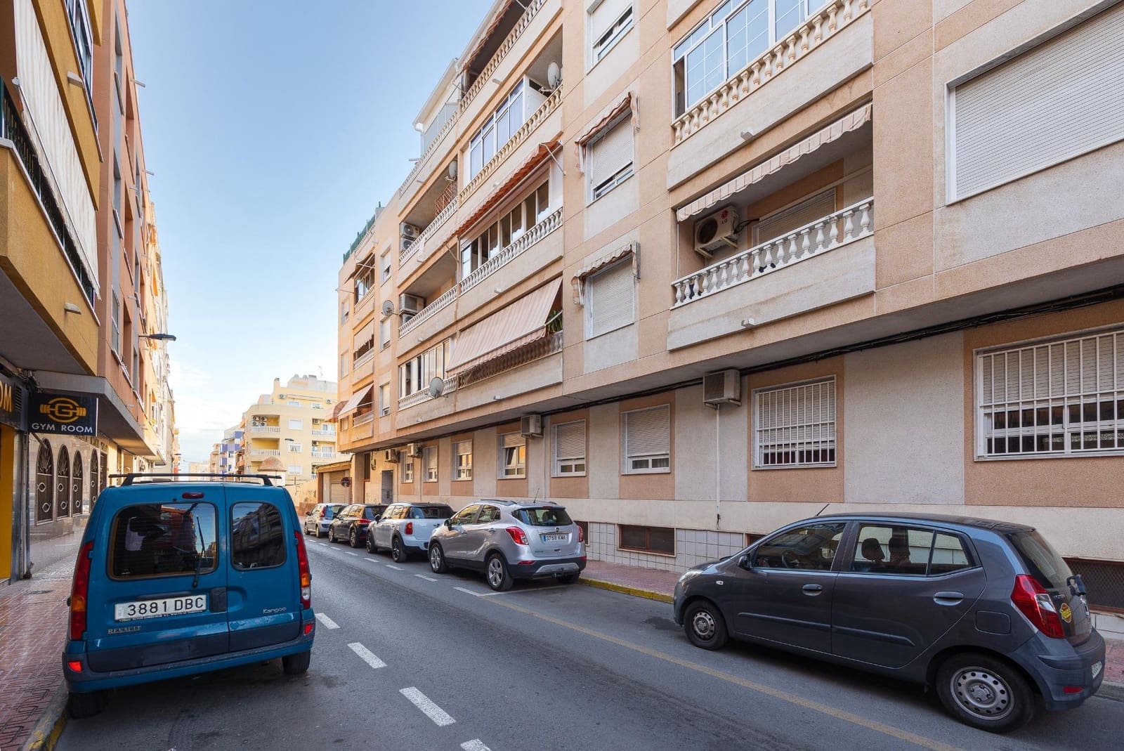 4 Zimmer Apartment zu verkaufen in Torrevieja mit Garage - 194.500 € (Ref: 9406609)