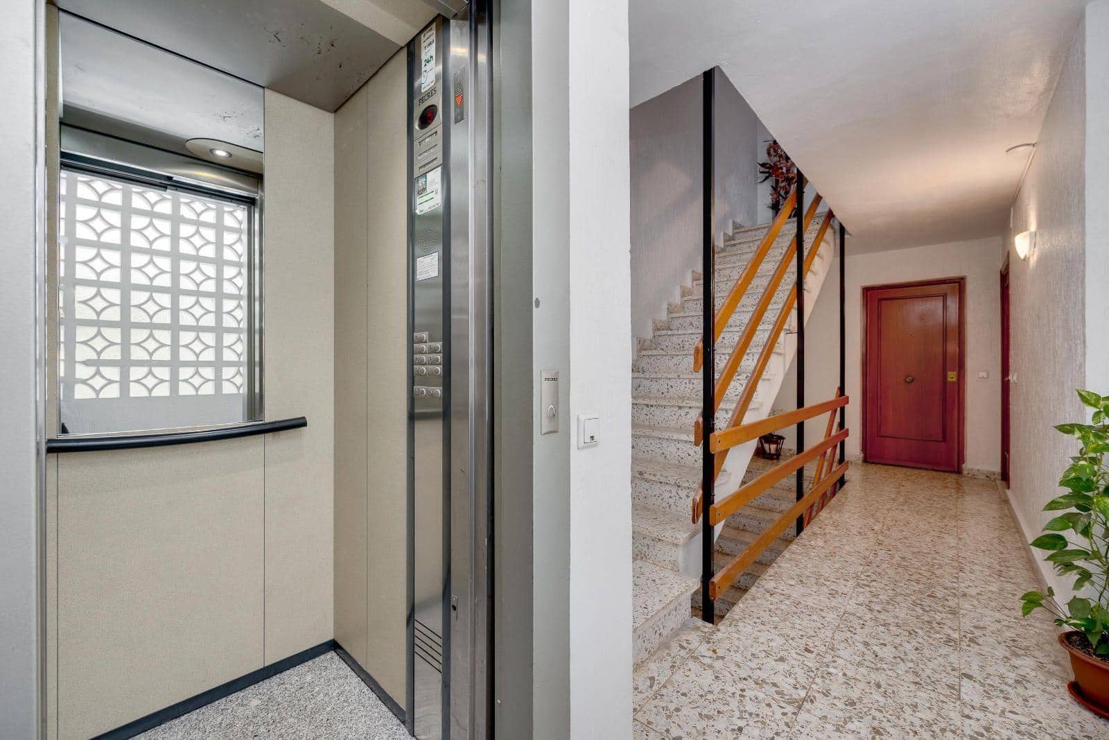 2 sovrum Lägenhet till salu i Torrevieja - 179 500 € (Ref: 9422289)