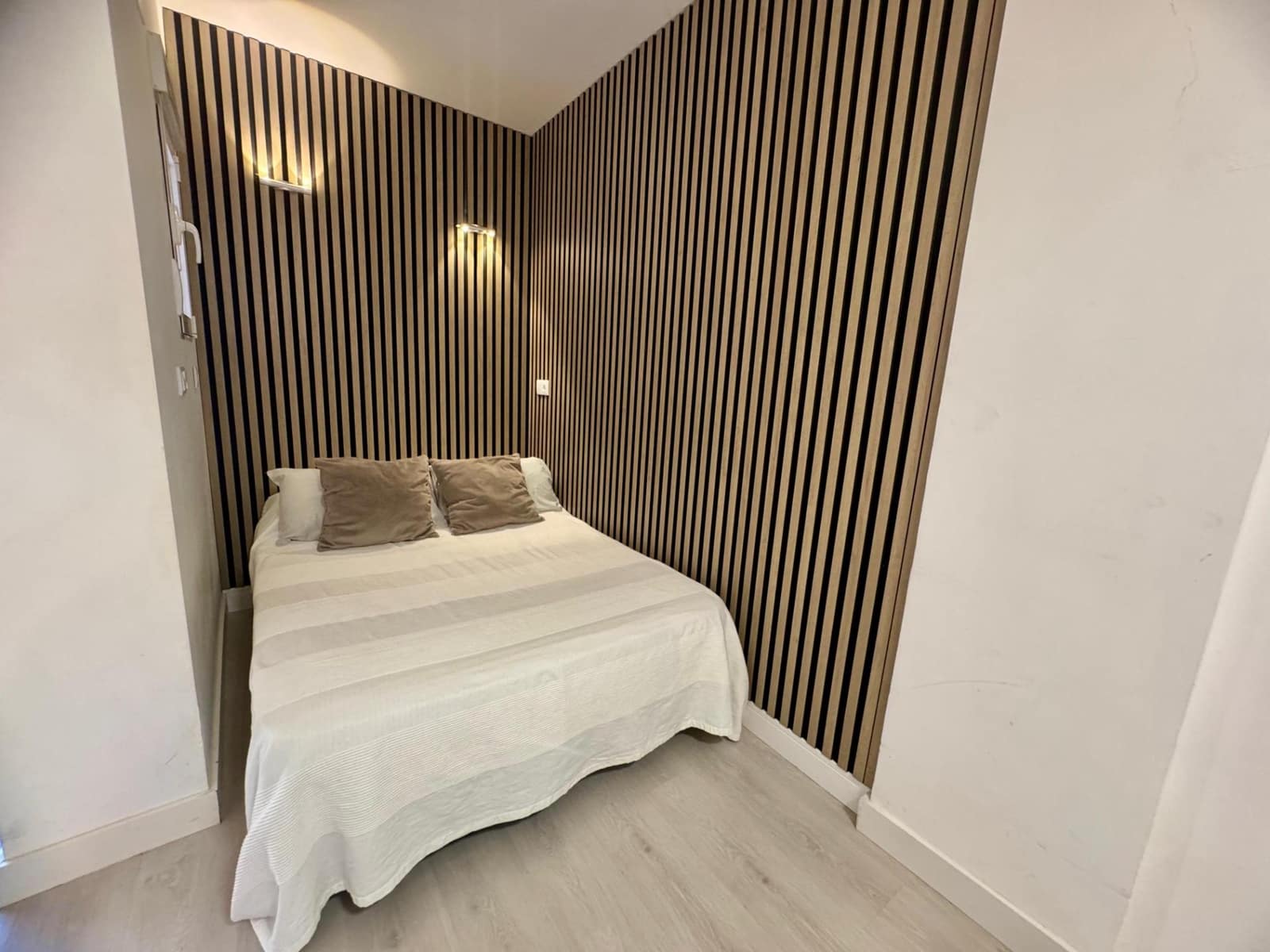 Yksiö myytävänä paikassa Torrevieja mukana uima-altaan - 114 900 € (Ref: 9427415)