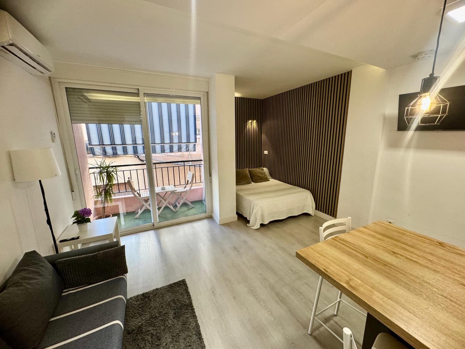 Studio te koop in Torrevieja met zwembad - € 99.500 (Ref: 9427415)